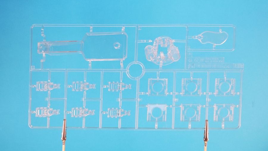 PG 언리쉬드 뉴 건담 런너 사진_60.jpg