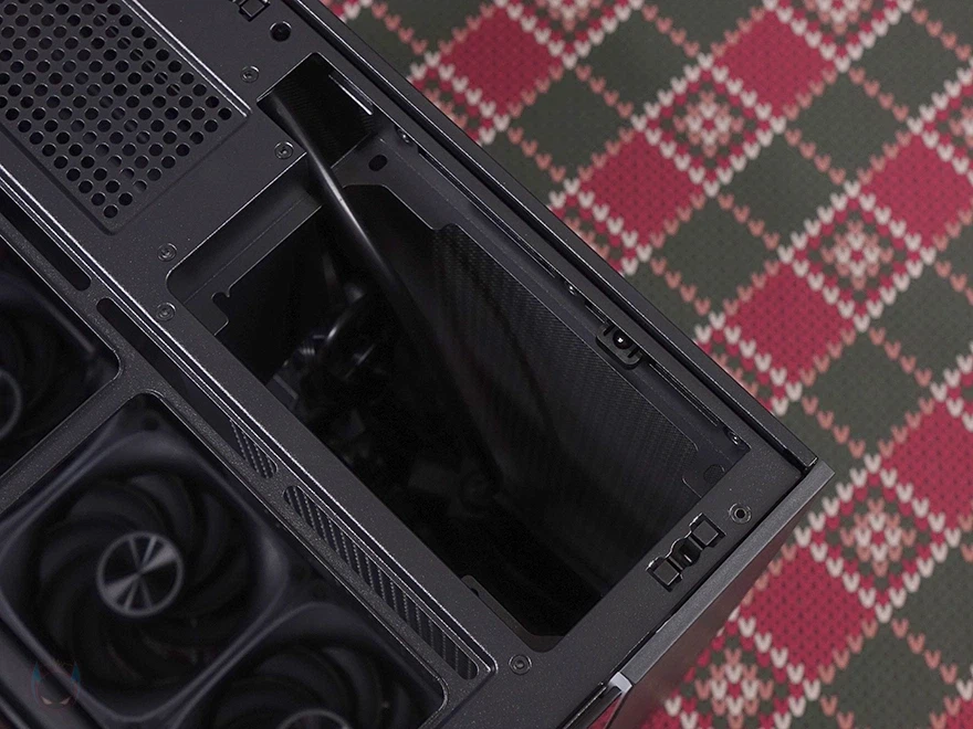 컴팩트한 미들타워 컴퓨터 어항케이스! 마이크로닉스 위즈맥스 스텔라_19.webp