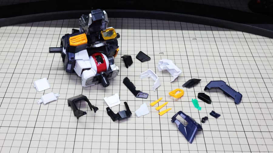 PG 언리쉬드 뉴 건담 장갑 & 무장 조립 과정 사진 (스크롤 주의)_33.jpg