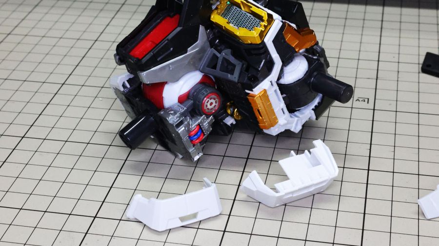 PG 언리쉬드 뉴 건담 장갑 & 무장 조립 과정 사진 (스크롤 주의)_39.jpg