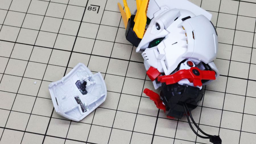 PG 언리쉬드 뉴 건담 장갑 & 무장 조립 과정 사진 (스크롤 주의)_64.jpg