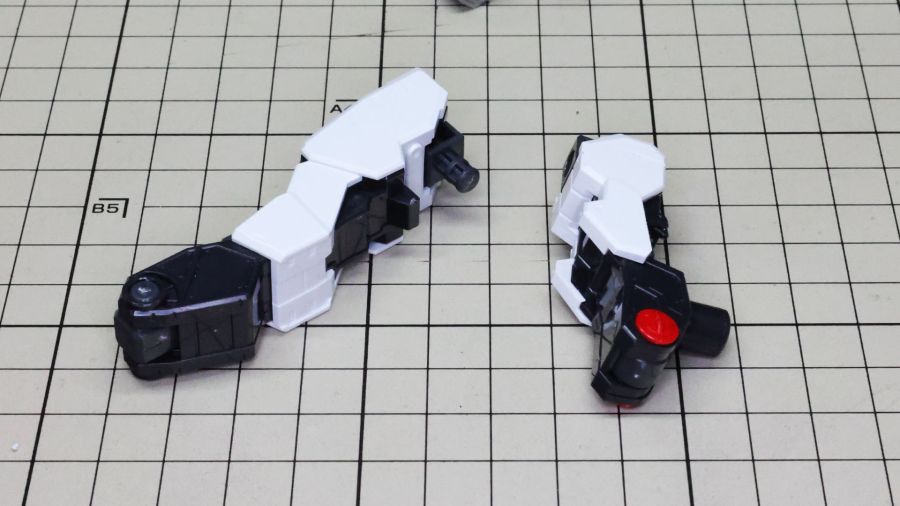 PG 언리쉬드 뉴 건담 장갑 & 무장 조립 과정 사진 (스크롤 주의)_77.jpg