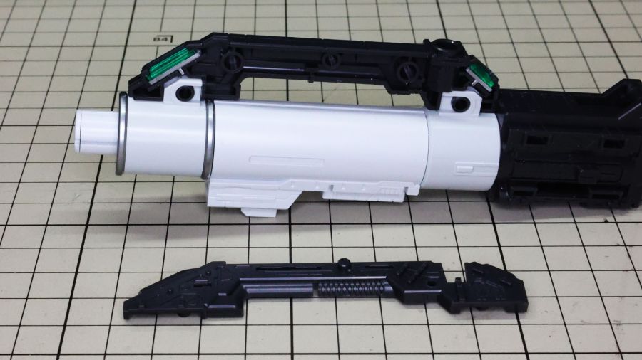 PG 언리쉬드 뉴 건담 장갑 & 무장 조립 과정 사진 (스크롤 주의)_125.jpg