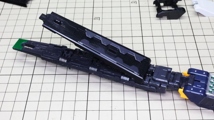 PG 언리쉬드 뉴 건담 장갑 & 무장 조립 과정 사진 (스크롤 주의)_177.jpg