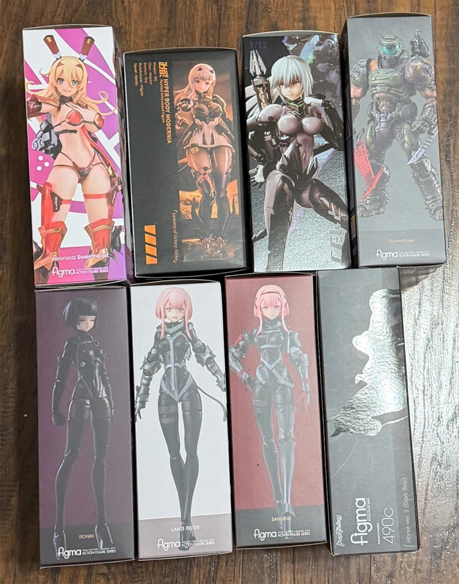 일상) 피그마등이나 꺼내봤네요. 페그오굿즈는 많이 없습니다._7.webp