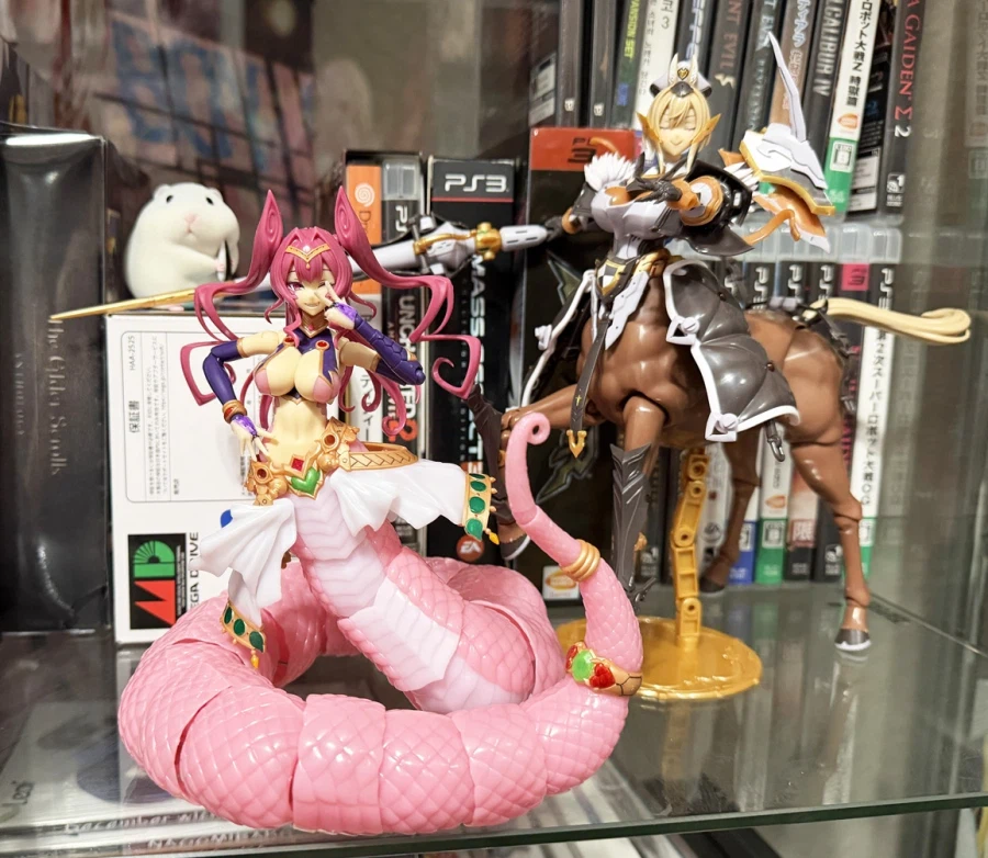 일상) 피그마등이나 꺼내봤네요. 페그오굿즈는 많이 없습니다._11.webp