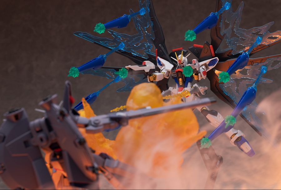 HGCE 1/144 레전드 건담 해외 리뷰_92.jpg