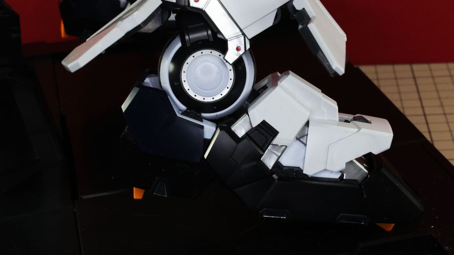 PG 언리쉬드 뉴 건담 롤아웃 포징 사진_87.jpg