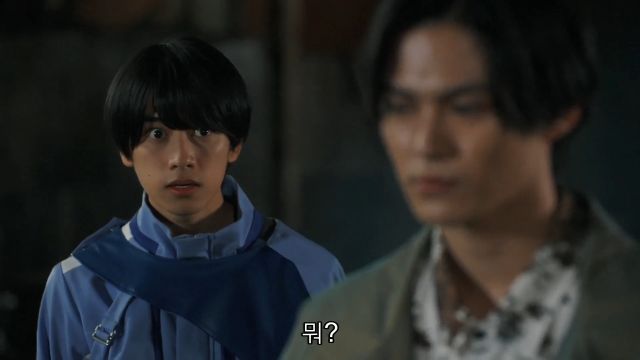 [가면라이더 갓챠드 & 기츠] 바보들의 행진_4.jpg