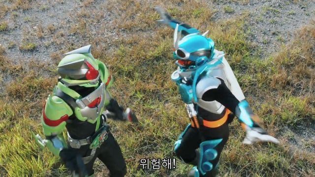 [가면라이더 갓챠드 & 기츠] 바보들의 행진_25.jpg