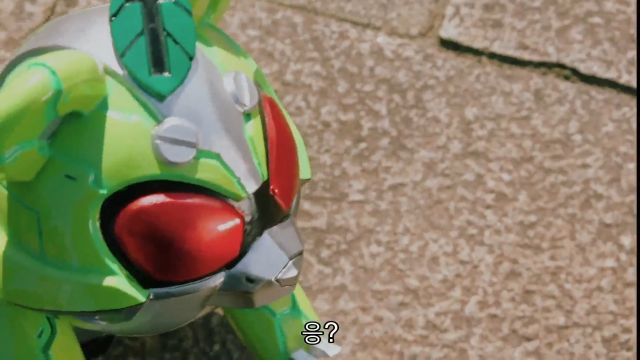 [가면라이더 갓챠드 & 기츠] 바보들의 행진_147.jpg