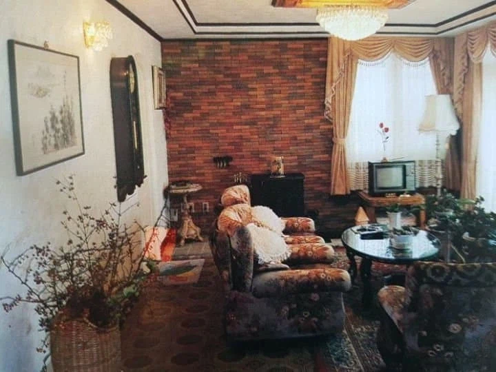 싱글벙글 80년대 부잣집 내부_4.webp