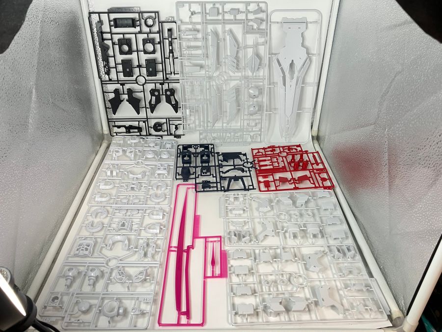 PG 언리쉬드 뉴 건담 본체 가조립 사진_7.jpg