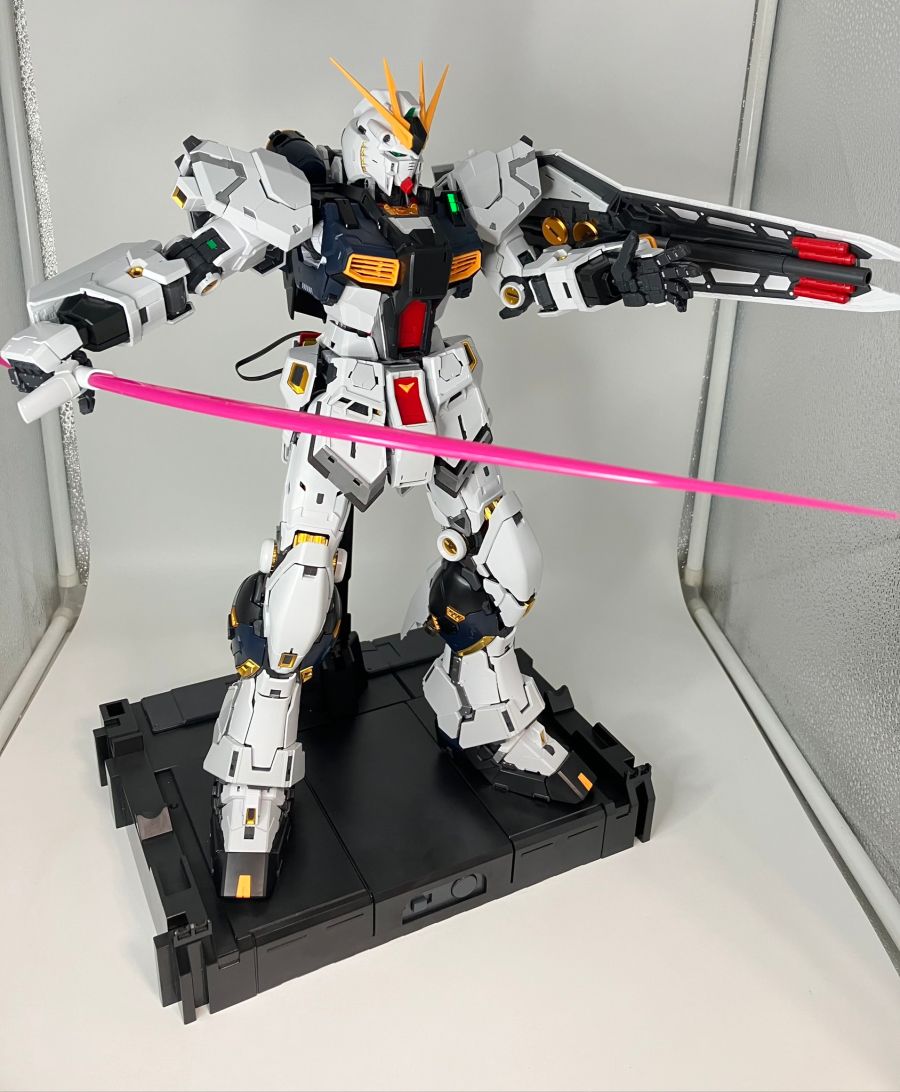 PG 언리쉬드 뉴 건담 본체 가조립 사진_27.jpg