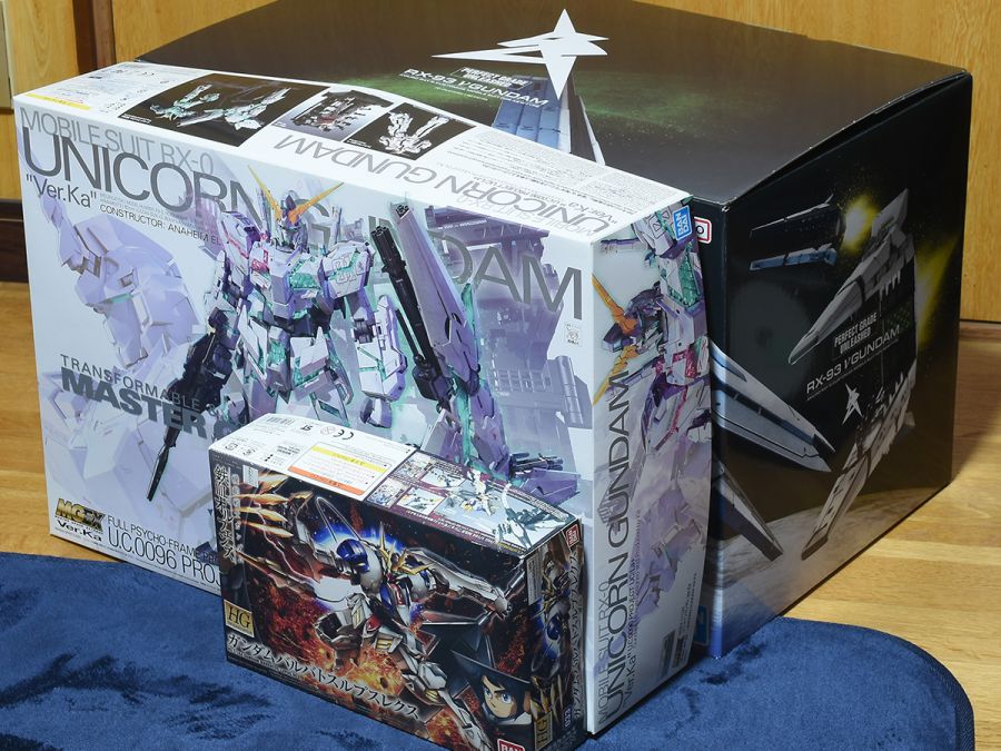 PG 언리쉬드 뉴 건담 개봉 + 조립시 일부 주의 사항_31.jpg