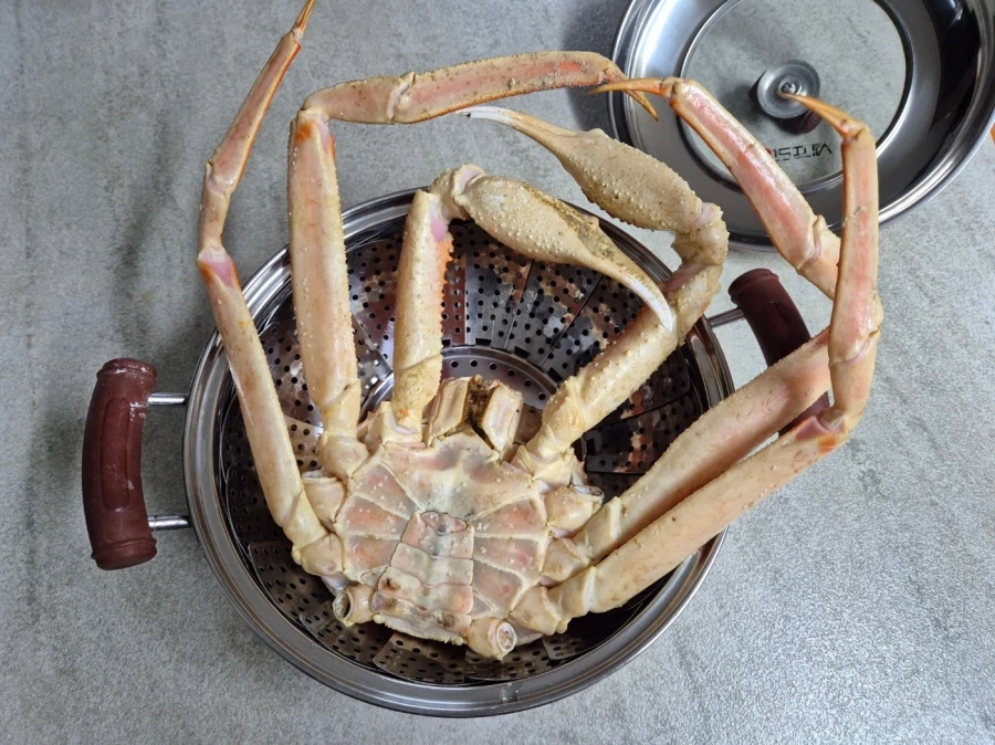 대게 싸게 대게 먹었습니다._5.webp