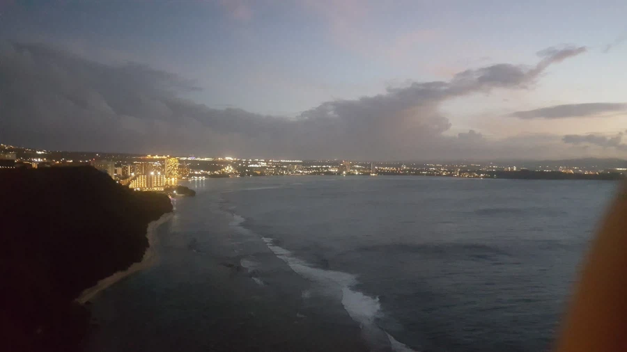 [돼억시니] 괌에서 먹은 코코넛크랩_6.webp