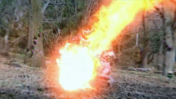 [가면라이더 가이무] 한 번으로 끝나버린 동맹_39.jpg