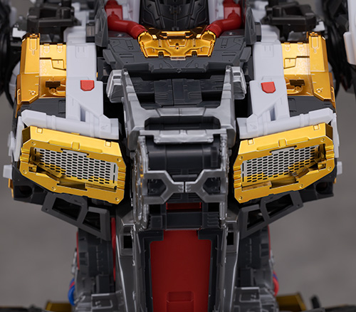 PG 언리쉬드 뉴 건담 해외 리뷰: 본체편 (스크롤 주의)_39.jpg