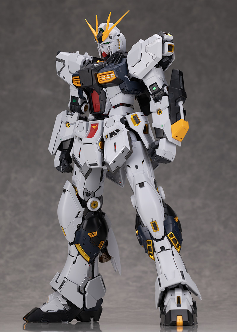 PG 언리쉬드 뉴 건담 해외 리뷰: 본체편 (스크롤 주의)_89.jpg