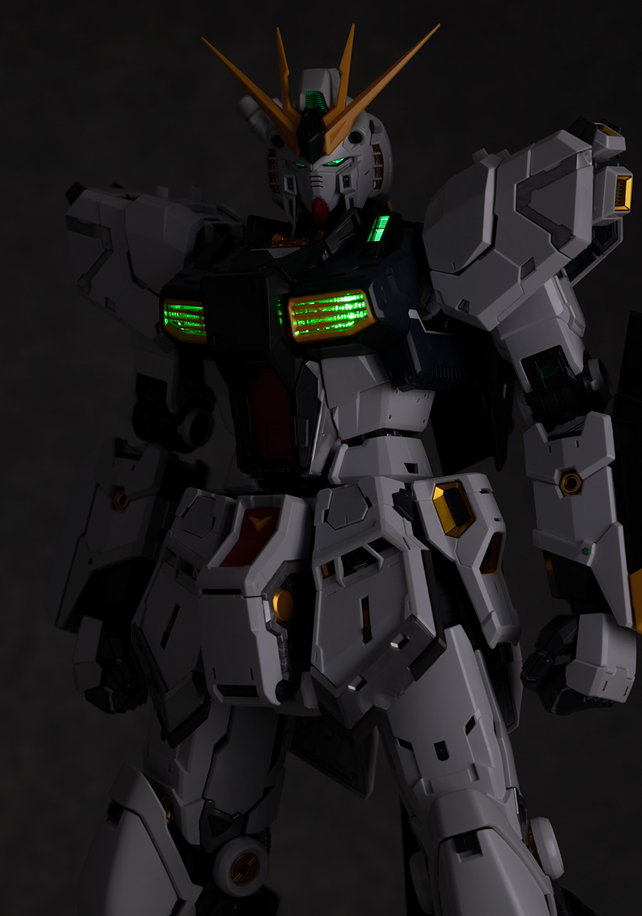 PG 언리쉬드 뉴 건담 해외 리뷰: 본체편 (스크롤 주의)_136.jpg