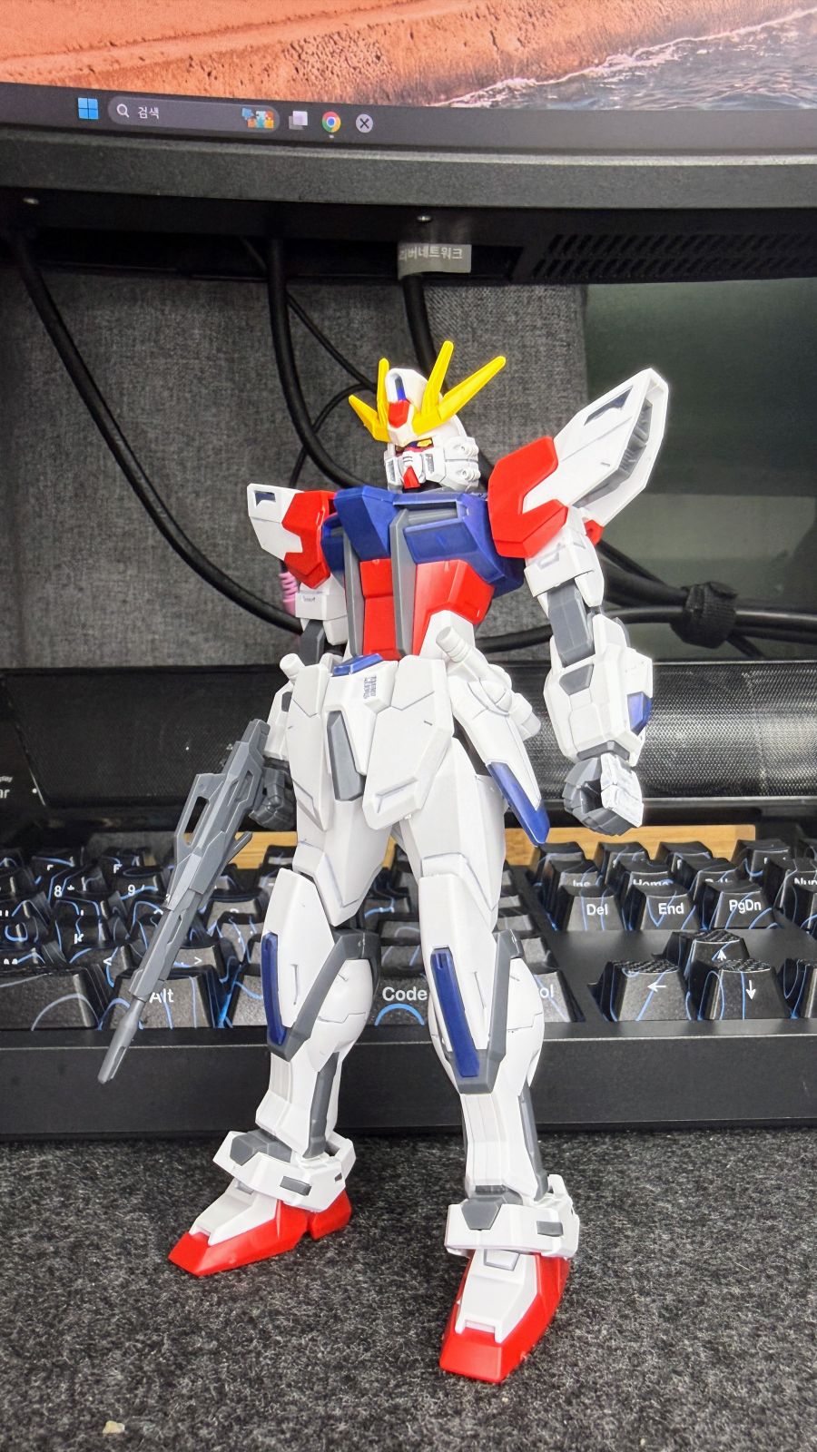 옵션 파츠 세트 건프라 캐벌리어 아이프리드, 핀 판넬_3.jpg