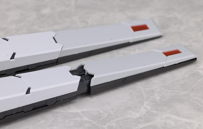 PG 언리쉬드 뉴 건담 해외 리뷰 2: 기믹 & 무장편_75.jpg