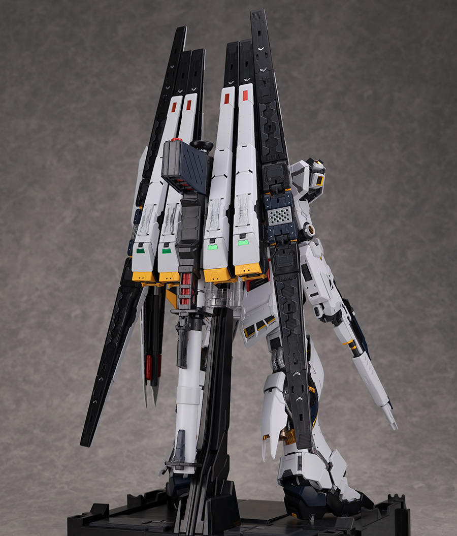 PG 언리쉬드 뉴 건담 해외 리뷰 2: 기믹 & 무장편_93.jpg