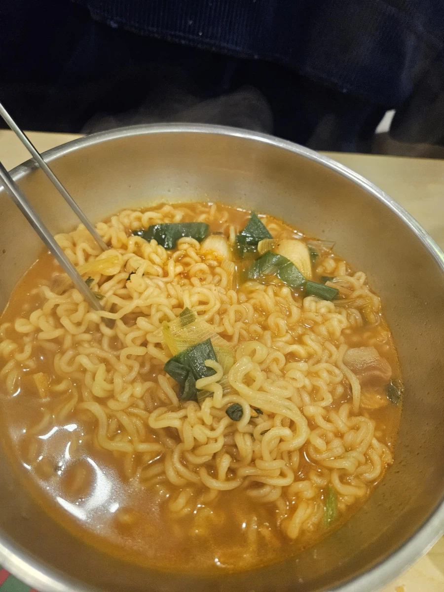 페리카나 치킨집에서 먹는 라면은 어떤 맛 일까요?_11.webp