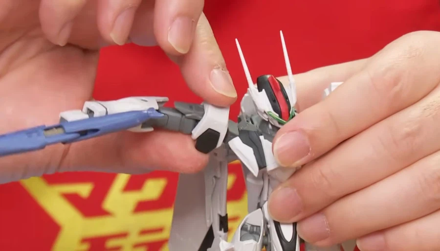 [반다이] HG 1/100 VF-25F 메사이어 알토기 소개 영상_13.webp