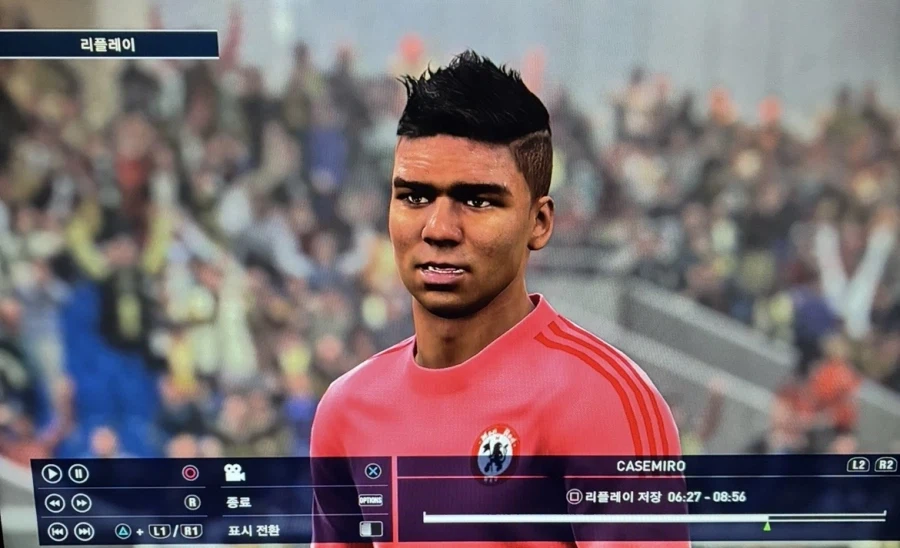 PS4) 위닝2019, 방금 솟구쳐넣은 헤딩골 (vs 맨유)_11.webp