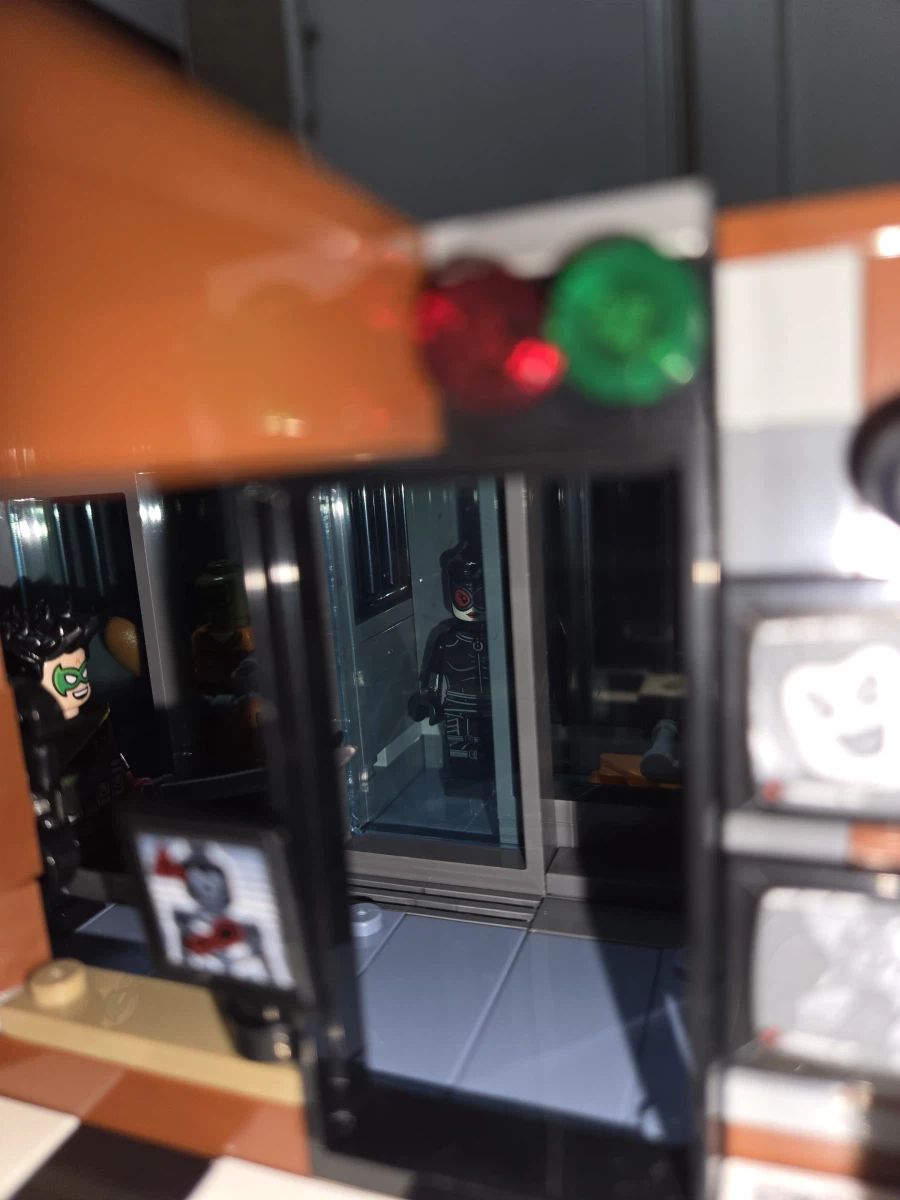 [DC] 살벌한 정신병원 레고 아캄 어사일럼 2025_9.webp