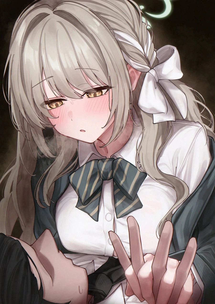 블루아카)미요가 헐벋고 오망코댄스추는 짤도 꼴리지만_3.webp