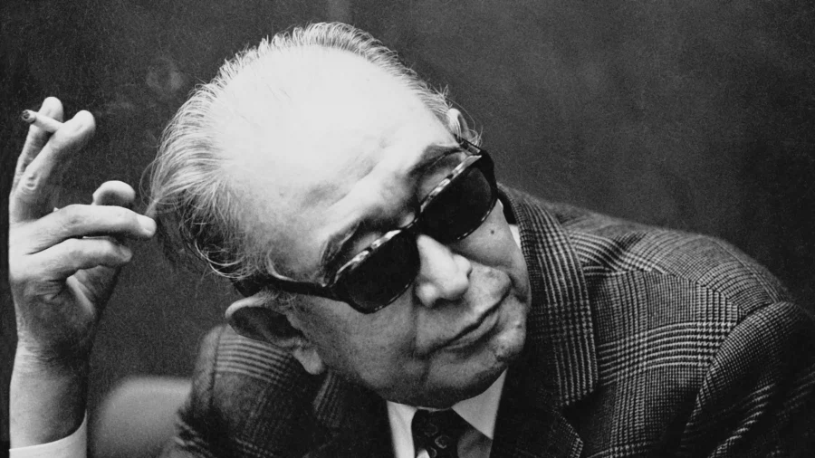 평생 흑백영화만 만들던 영화감독이 컬러영화를 만들면_1.webp