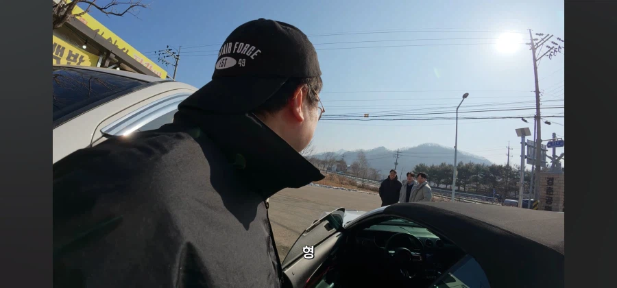 수상하게 BYD 차가 어울리는 유투버.jpg_2.webp