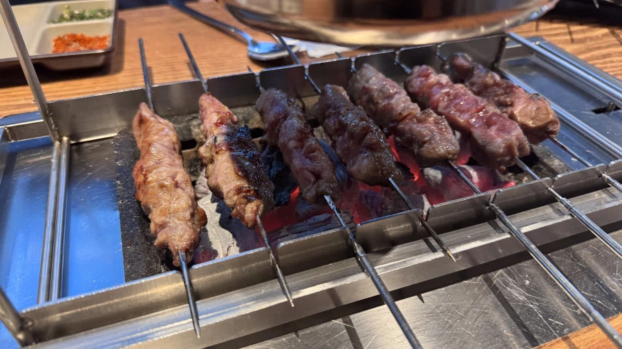 [돼노비]판교에서양꼬치 먹고 카페 가서 파르페 조지기_1.webp