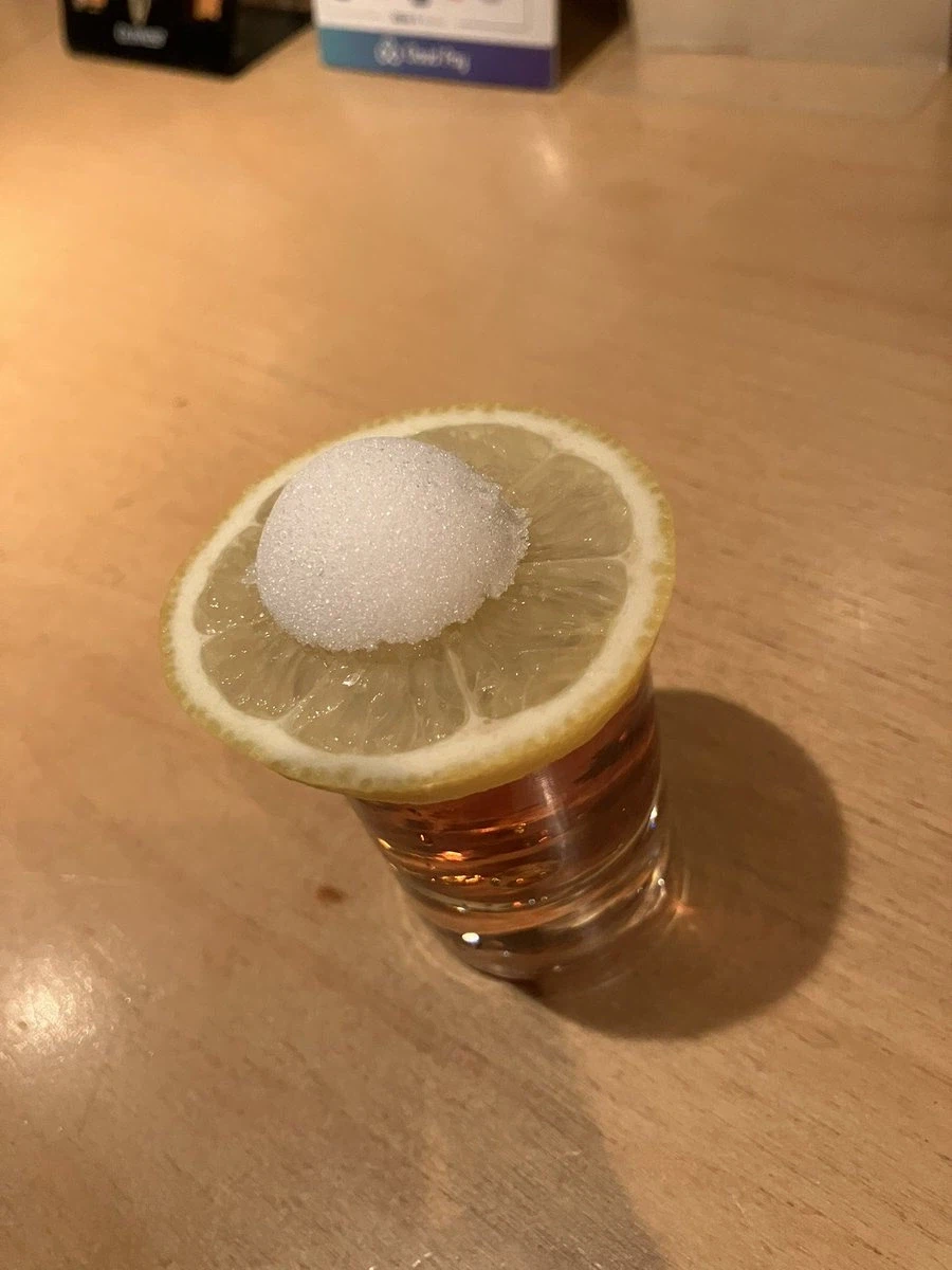 여자랑 술 마시다 막차 놓치는 만화.jpg_5.webp