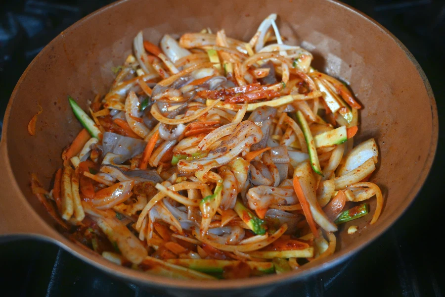 올만에 대충 해묵는 오징어볶음;ㅎ_1.webp