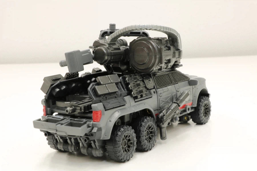 [타카라토미] 트랜스포머 OVERGEAR 시리즈 개발 담당자 인터뷰_11.webp