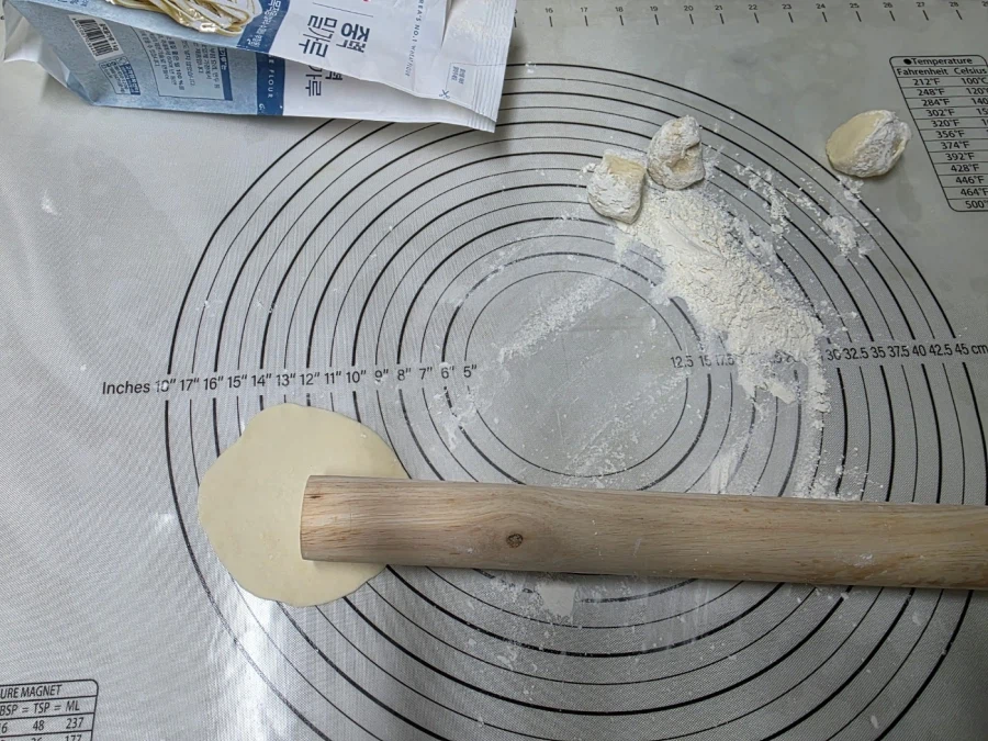 당직서며 해먹는 점심 손만두 손칼국수_5.webp