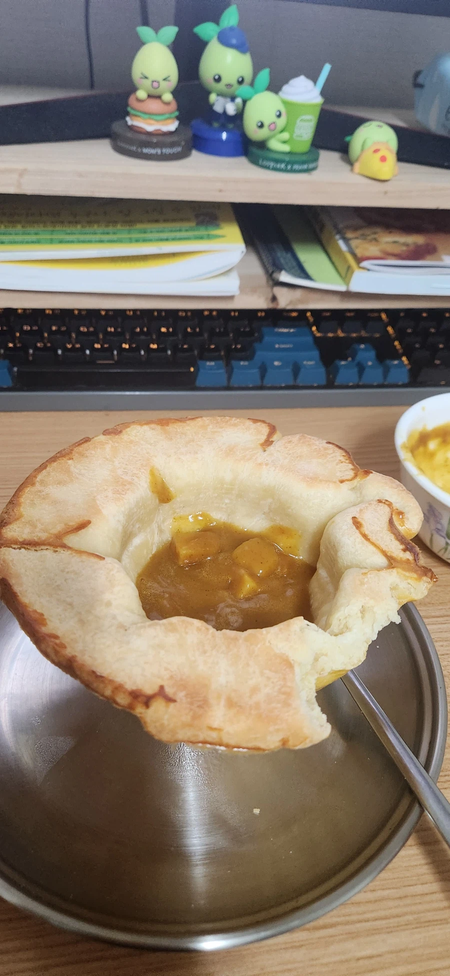 직장동료들 살찌우는 취미생활2_12.webp