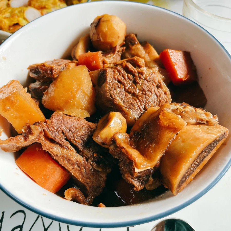 돼억시니)설날 음식들과 롯데월드 빛축제_3.webp