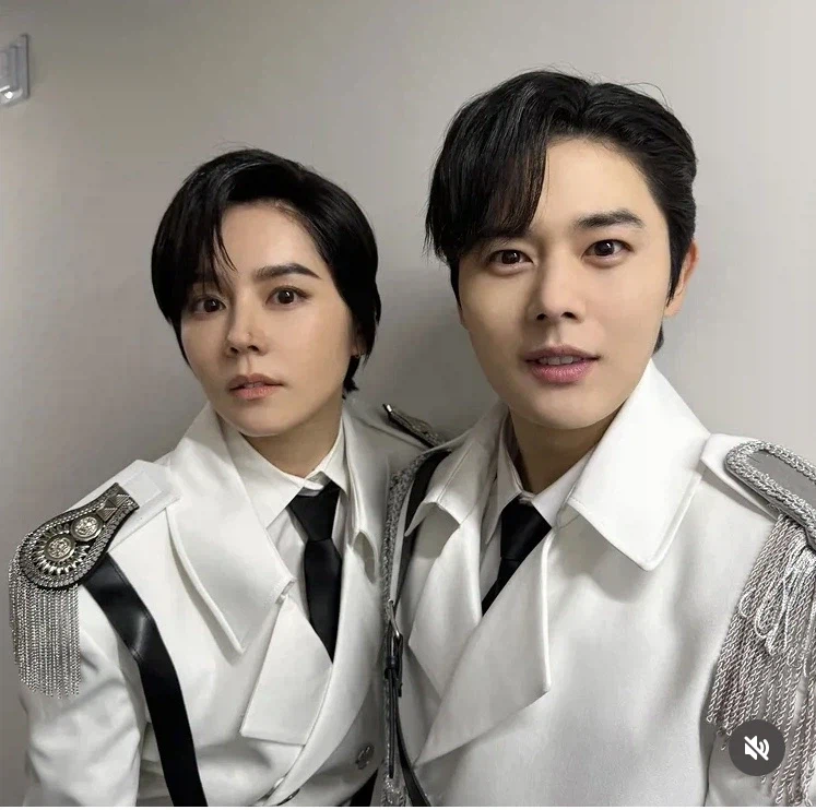 남장한 한가인 근황_2.webp