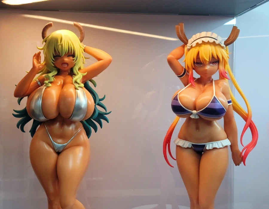 메이드래곤 태닝 거유 3인방 피규어는 이제 이루루만 남았군_1.webp