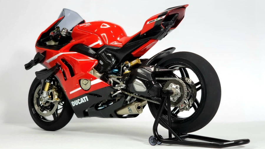 [TAMIYA] 1/12 DUCATI SUPER LEGGERA V4R_11.webp