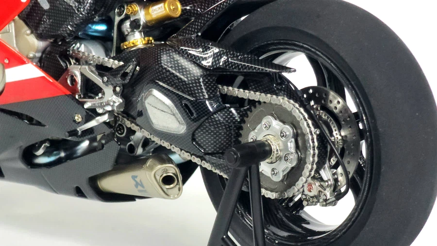 [TAMIYA] 1/12 DUCATI SUPER LEGGERA V4R_12.webp