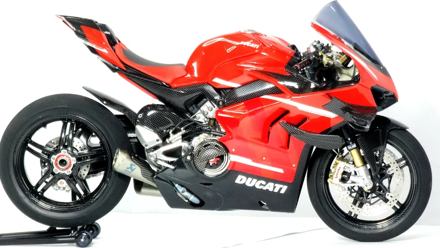 [TAMIYA] 1/12 DUCATI SUPER LEGGERA V4R_37.webp