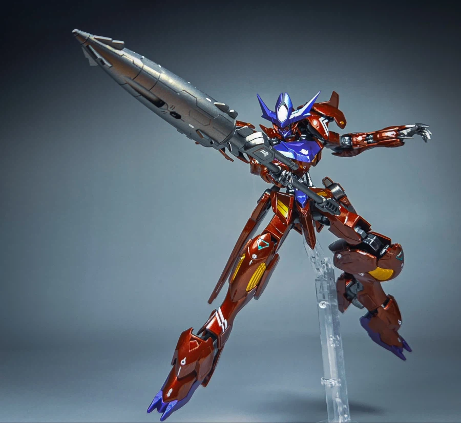 HG 건담 어메이징 발바토스 루프스 완성_11.webp