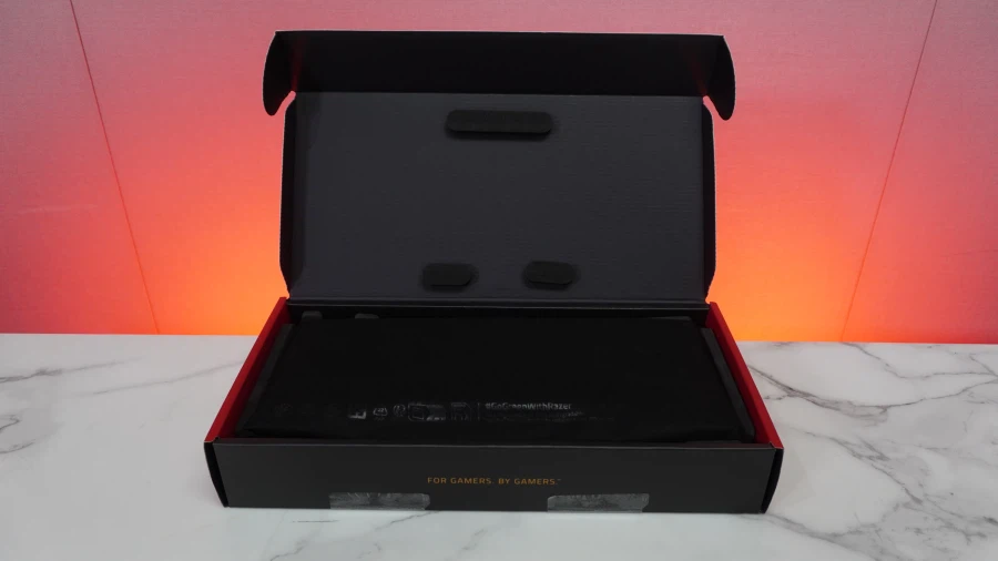 [네이버] 싱크로율 폭주 중! RAZER 에반게리온 콜라보 국내 최초 언박싱_5.webp