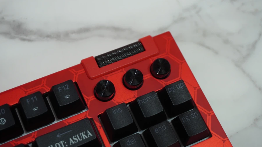 [네이버] 싱크로율 폭주 중! RAZER 에반게리온 콜라보 국내 최초 언박싱_17.webp